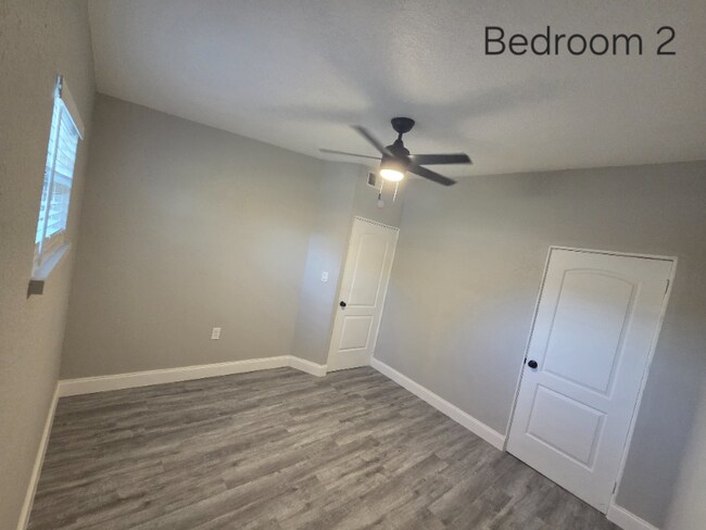 Building Photo - 2410 11th St