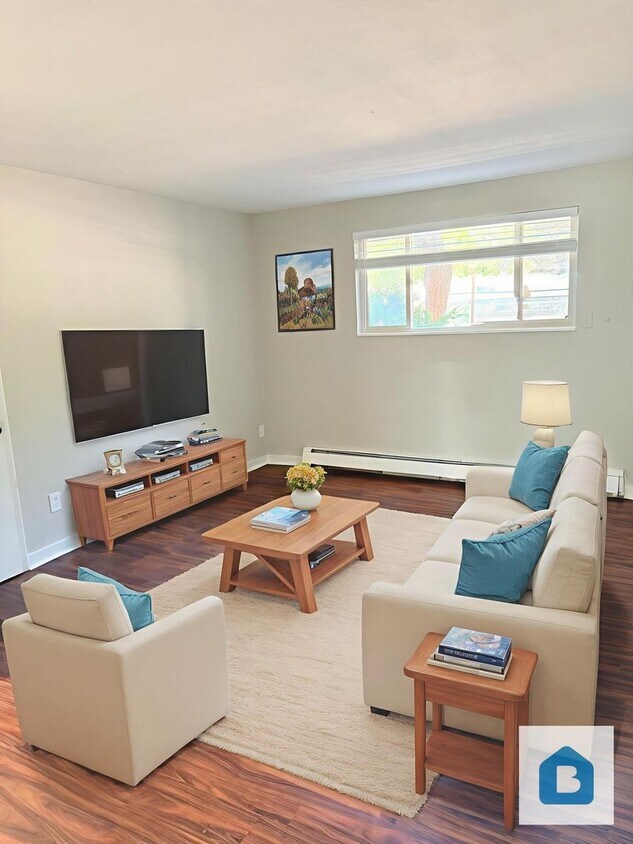 Foto principal - 1125 Darby St