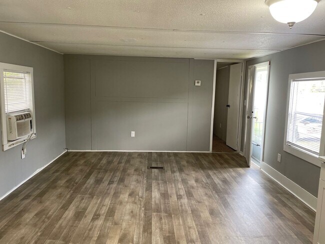 Foto del edificio - 116 Whisper Ln