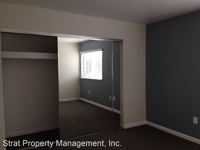 Building Photo - 2980 Clairemont Dr