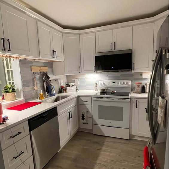 Building Photo - 1618 S 115th Ct