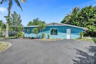 Building Photo - 1124 NW 16th St