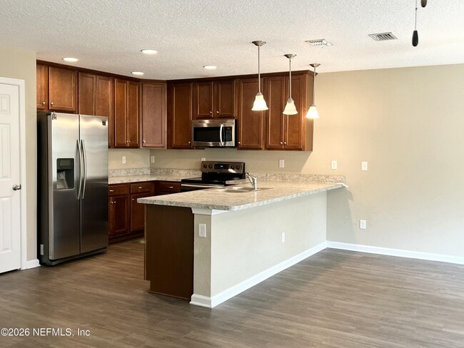 Building Photo - 12168 Biarritz St