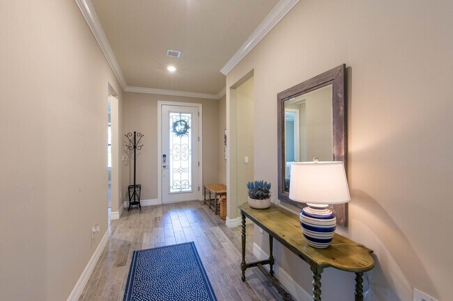 Foto del edificio - 8161 Hanoverian Dr