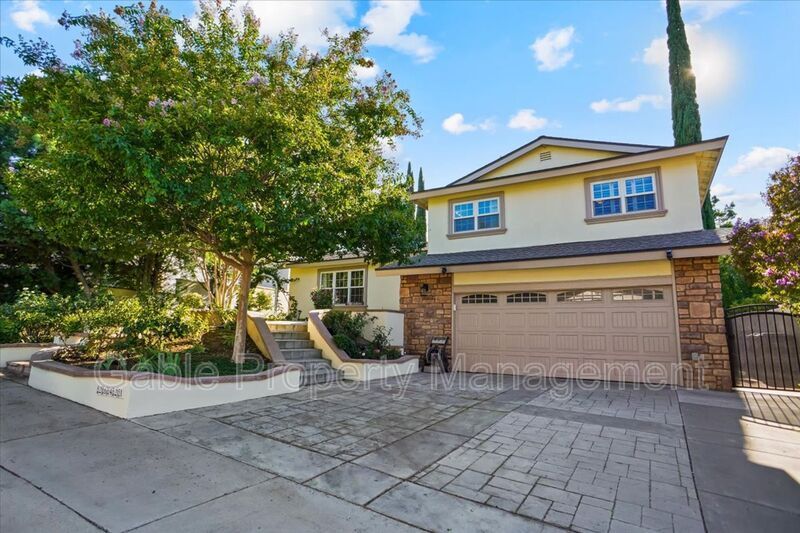 Primary Photo - 26421 Torrey Pines Dr