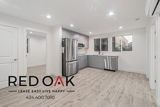 Building Photo - 138 W 93rd St