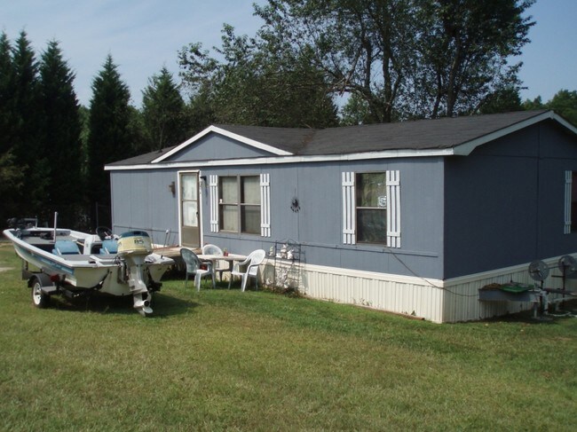 Building Photo - 85-93 Cantrell Dr