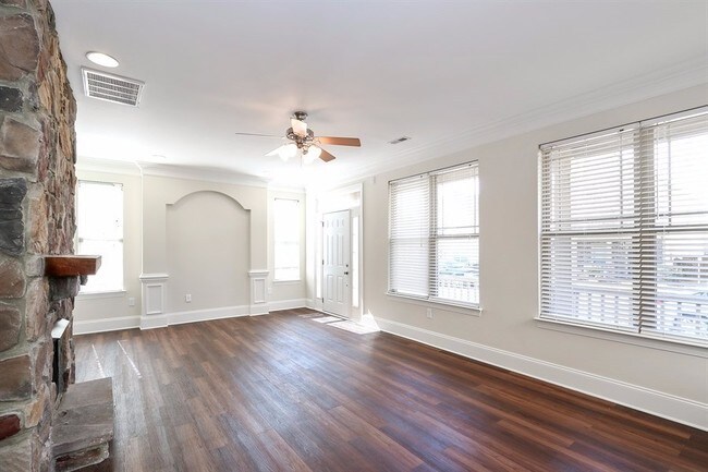 Building Photo - 3044 Ivy Brook Pl