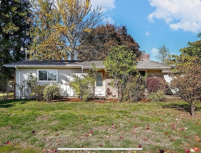 Foto del edificio - 1005 NE Newall Rd