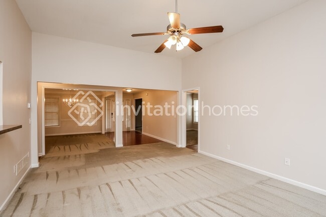 Building Photo - 1307 Elmswood Glen Way SE