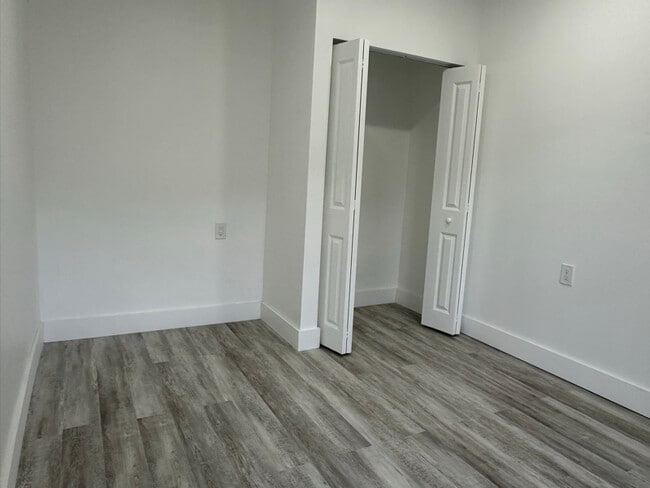 Foto del edificio - 901 NW 46th St