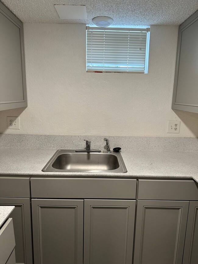 Building Photo - Where Privacy meets community!