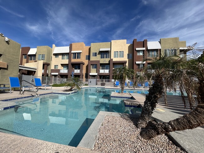 Foto del edificio - 6605 N 93rd Ave