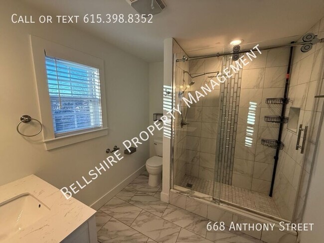 Foto del edificio - 668 Anthony St