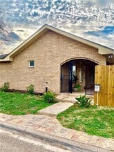 Building Photo - 2115 Ichabod Ln