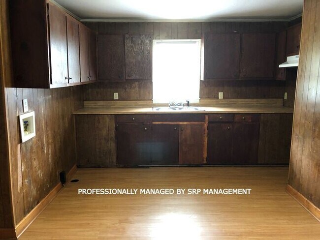 Building Photo - 3 BR / 1 BA Available for Rent in Gastonia...