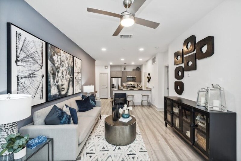 Foto principal - 26535 E University Dr