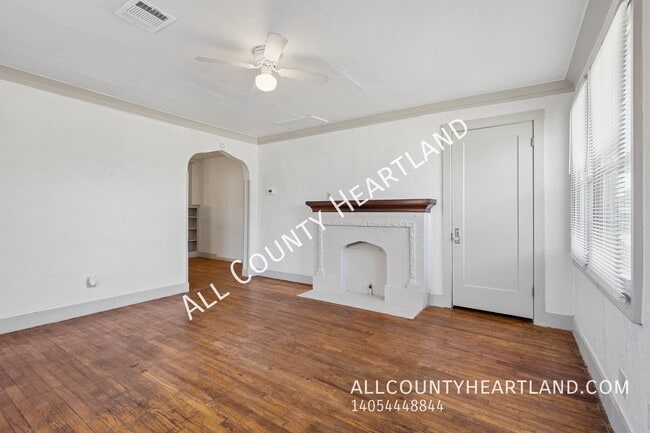 Building Photo - 1116 NW 29th St