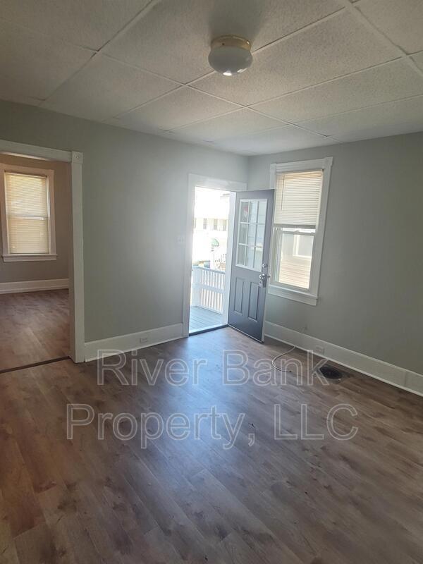 Building Photo - 311 Vine St