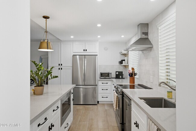 Foto del edificio - 4727 E Lafayette Blvd