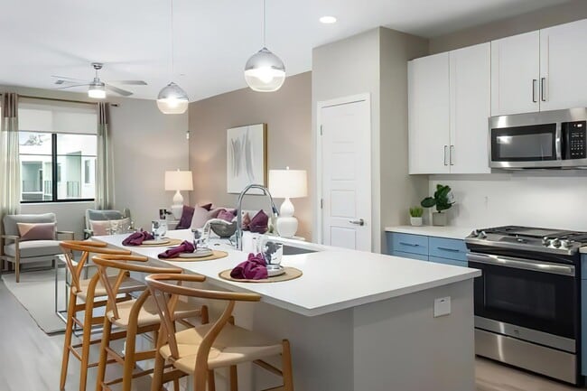 Interior Photo - Alta North Central