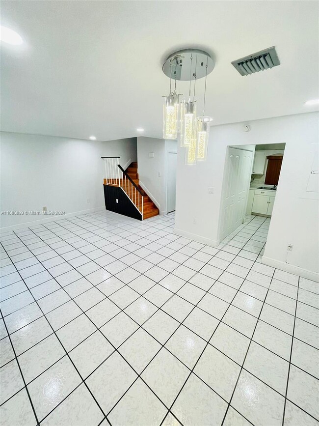 Building Photo - 1475 SW 122nd Ave