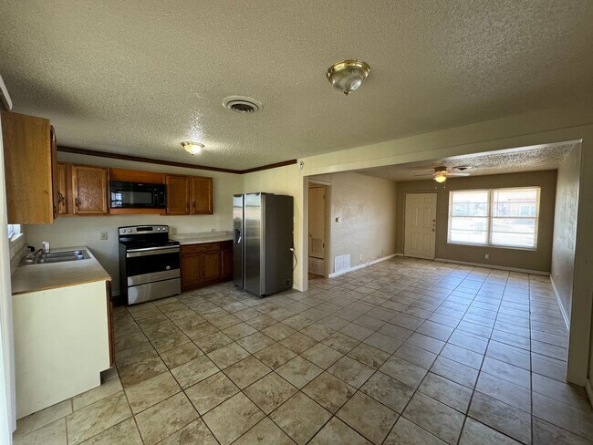 Foto del edificio - 3-Bedroom House for Rent in Killeen