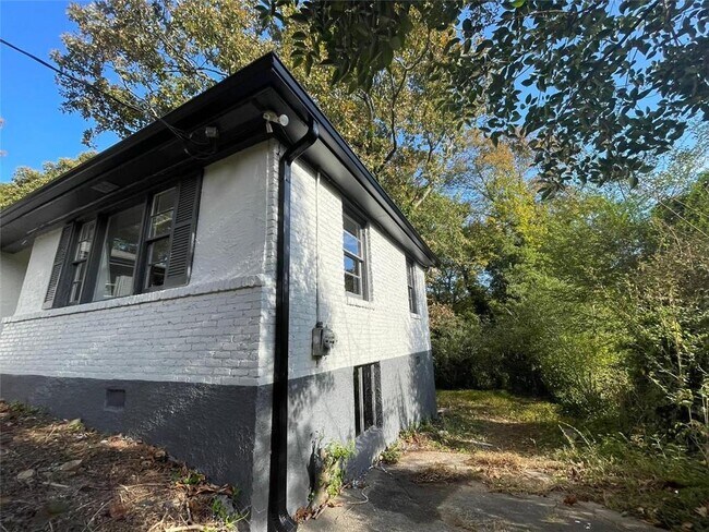Foto del edificio - 2680 Rollingwood Ln SE