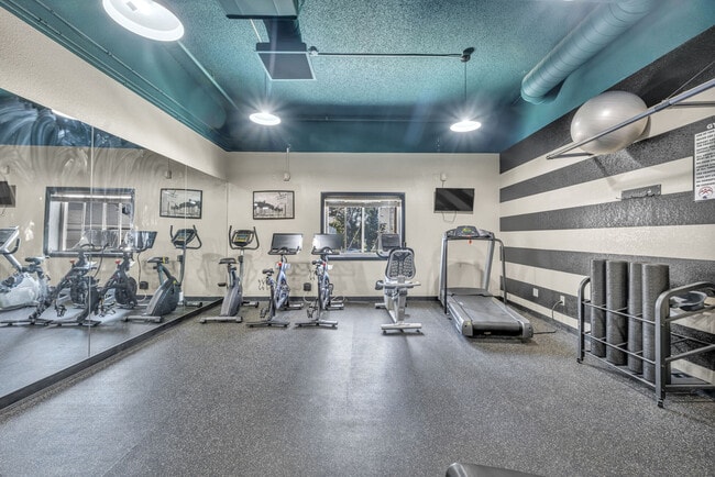 Building Photo - Truckee River Terrace