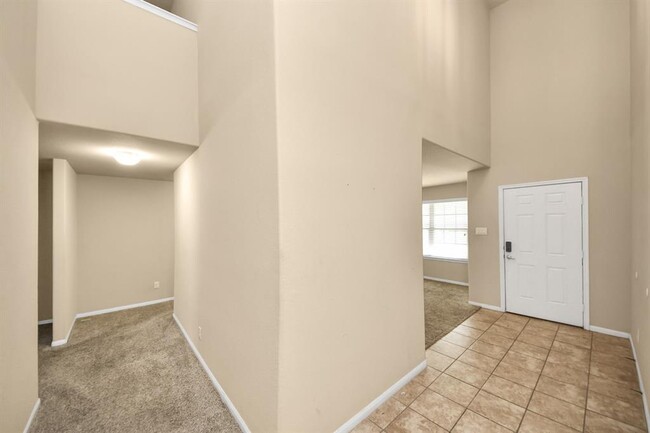 Foto del edificio - 9314 Claystone Ln