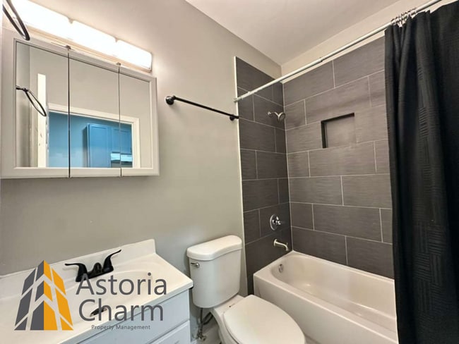 Building Photo - 1918 N Charles St