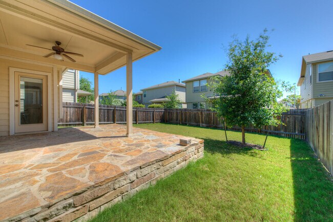 Foto del edificio - Welcome home! Wonderful 3 bedroom 2.5 bath...