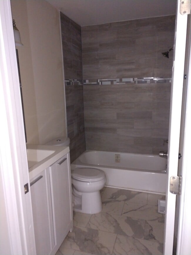 609 W Garrison Blvd, Gastonia, NC 28052 House Rental in Gastonia, NC