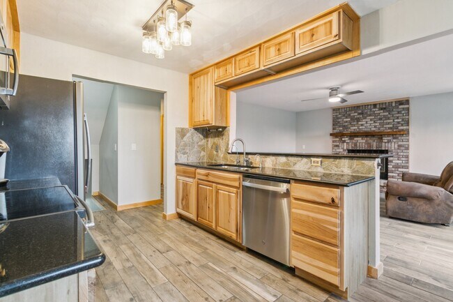 Foto del edificio - 15216 Paddington Cir