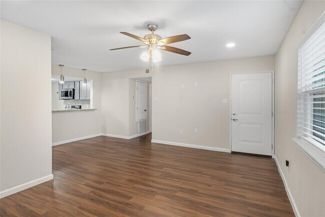 Foto del edificio - 2614 Cleburne St