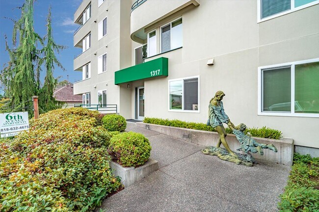 Foto del edificio - 1317 6th Ave N Apartments - 2 bedrooms