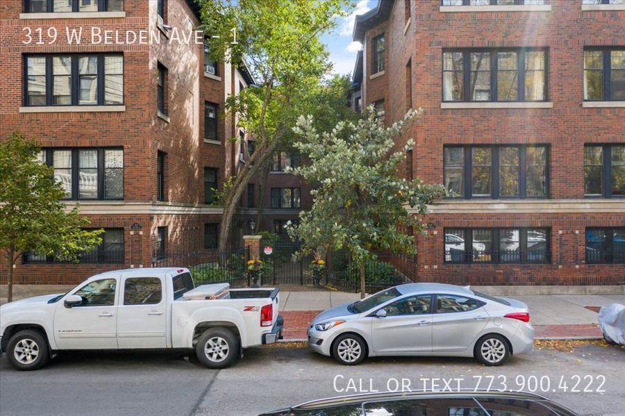 Primary Photo - 319 W Belden Ave