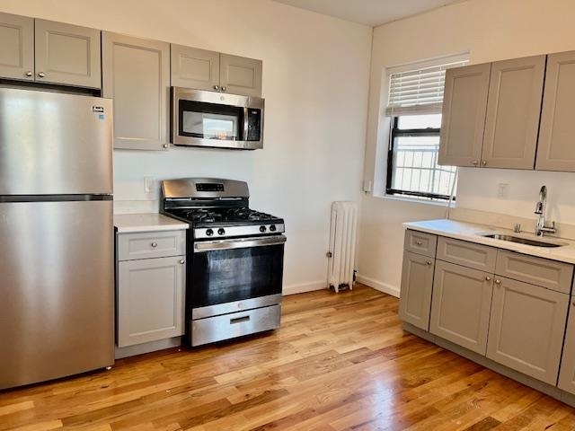 Foto del edificio - 84 W 25th St