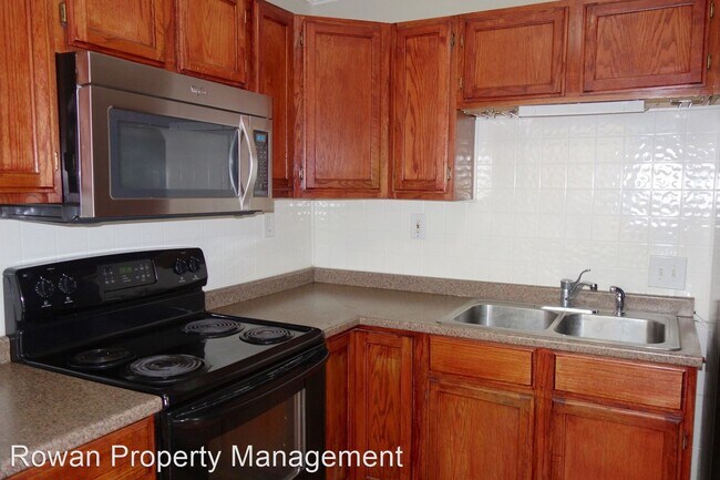 Building Photo - 2 br, 1 bath House - 505 W 86th St