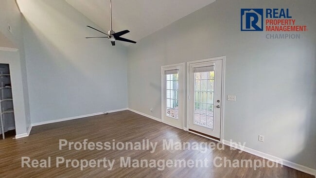 Foto del edificio - Cute 3 BD/2 BA Townhome Style Near UNCW