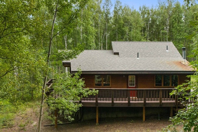 Building Photo - 726 Goldfinch Rd