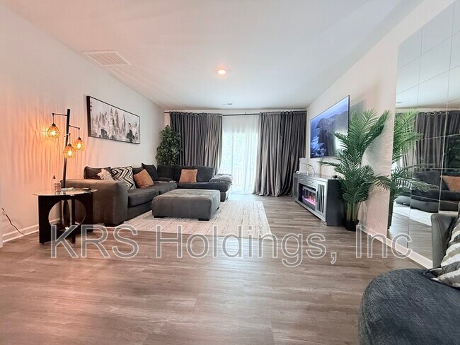 Building Photo - 4103 Trevino Dr