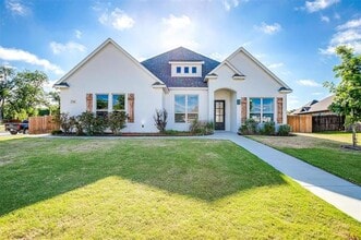 Building Photo - 146 Kentucky Dr