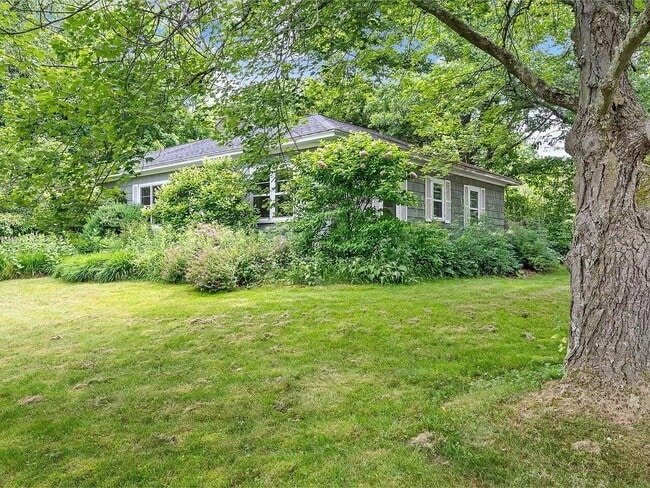 Building Photo - 157 Ghaner Dr