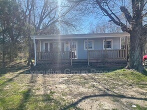 Building Photo - 209 Red Hill Rd