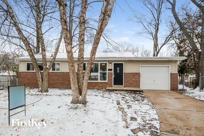 Building Photo - 845 Northmoor Dr