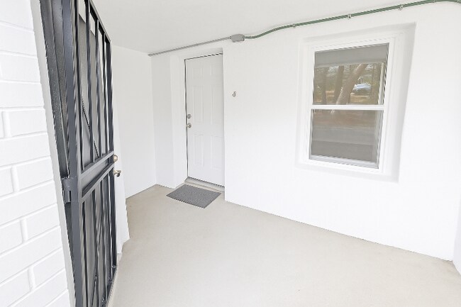 Foto del edificio - 3632 11th St NW