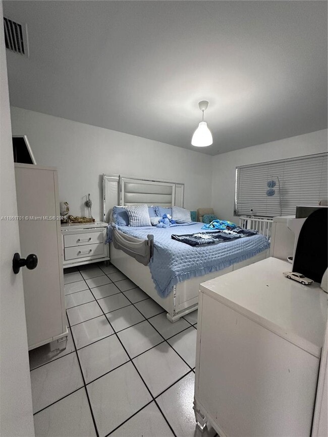 Foto del edificio - 12253 SW 24th Terrace