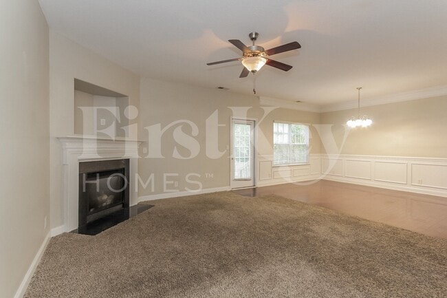 Foto del edificio - 7225 Caley St