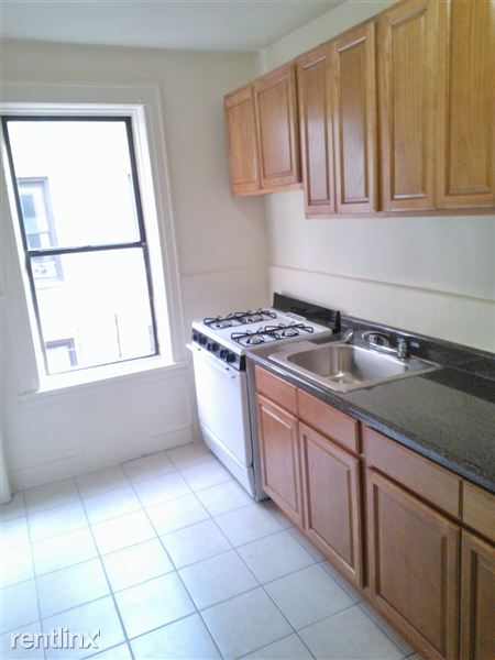 Building Photo - 8630 98th St